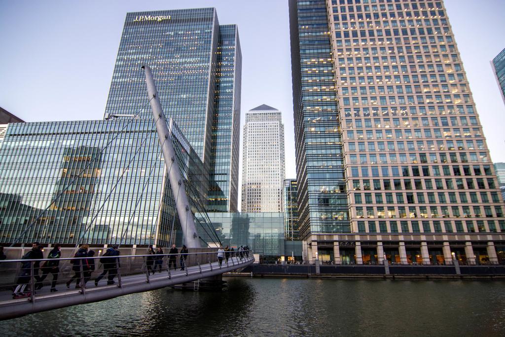Canary Wharf - Corporate River View Apartments London Eksteriør billede