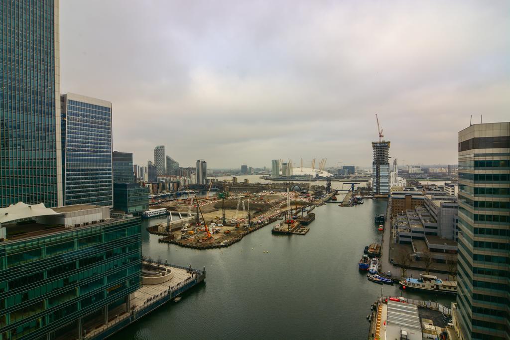 Canary Wharf - Corporate River View Apartments London Eksteriør billede