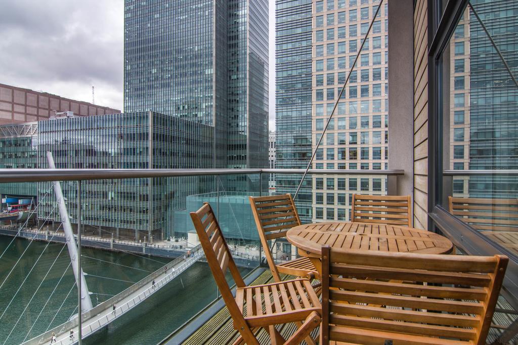 Canary Wharf - Corporate River View Apartments London Eksteriør billede